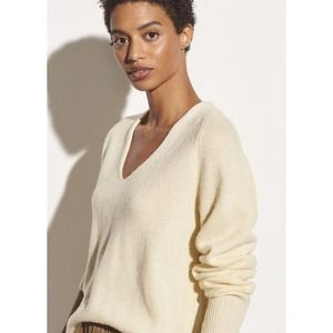 Vince Marled V-Neck Wool/Cashmere Sweater (size M)